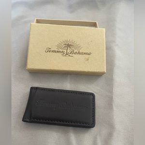 Tommy Bahama Brown Leather Magnetic Money Clip
